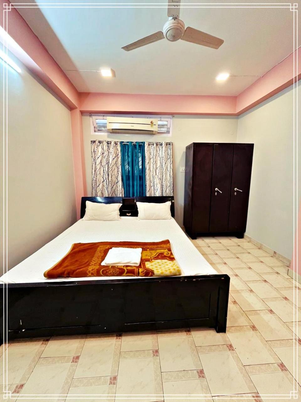 Kanak Laxmi Villa B & B Ґувахаті Екстер'єр фото